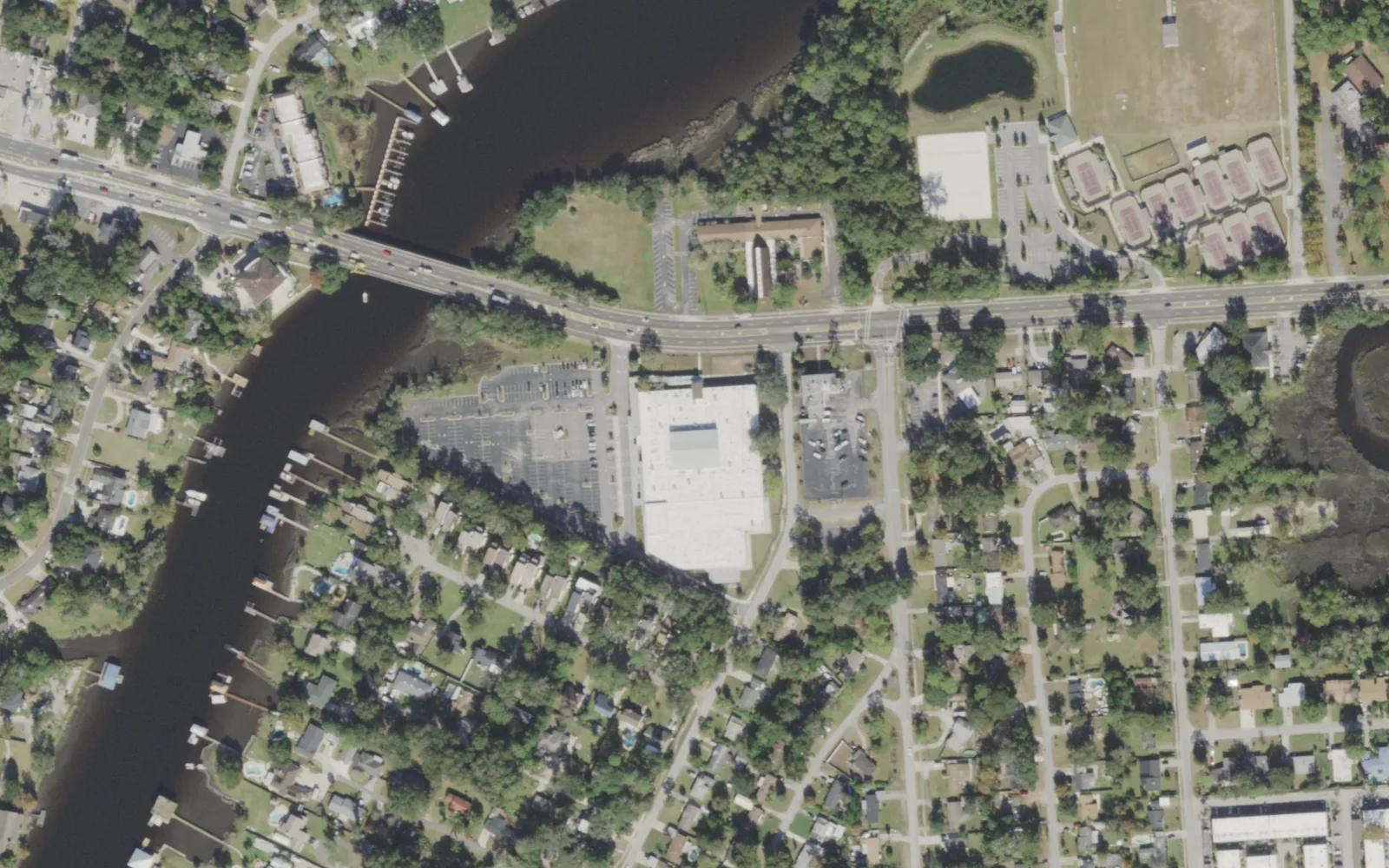 BridgePrep Academy of Duval's campus (center) and the area around it on Atlantic Boulevard in Jacksonville, seen from the air