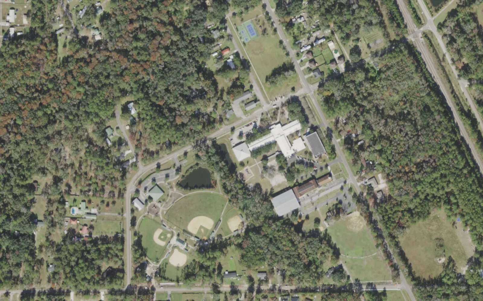 Dinsmore Elementary's campus (center) and the blocks around it on Civic Club Drive in Jacksonville, seen from the air