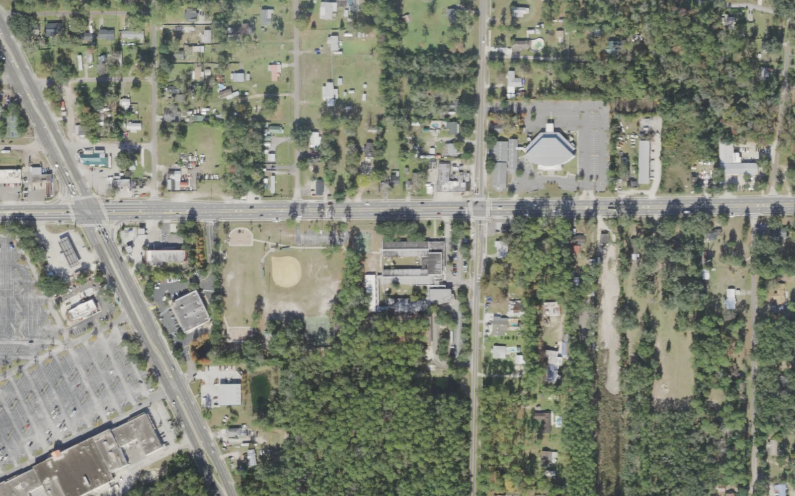 Garden City Elementary's campus (center) and the blocks around it on Dunn Avenue in Jacksonville, seen from the air