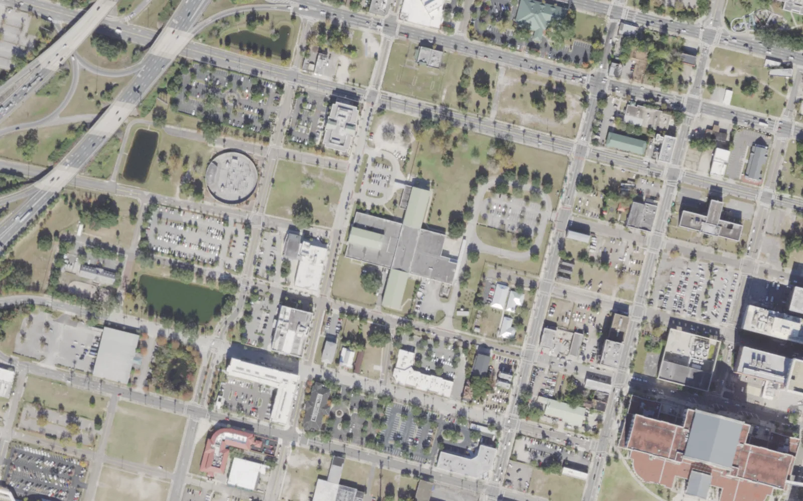 LaVilla School of the Arts' campus (center) and the blocks around it on North Davis Street in Jacksonville, seen from the air