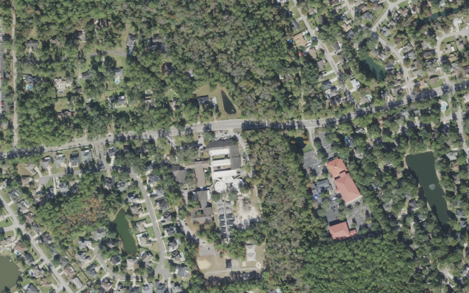 Loretto Elementary's campus (center) and the blocks around it on Loretto Road in Jacksonville, seen from the air