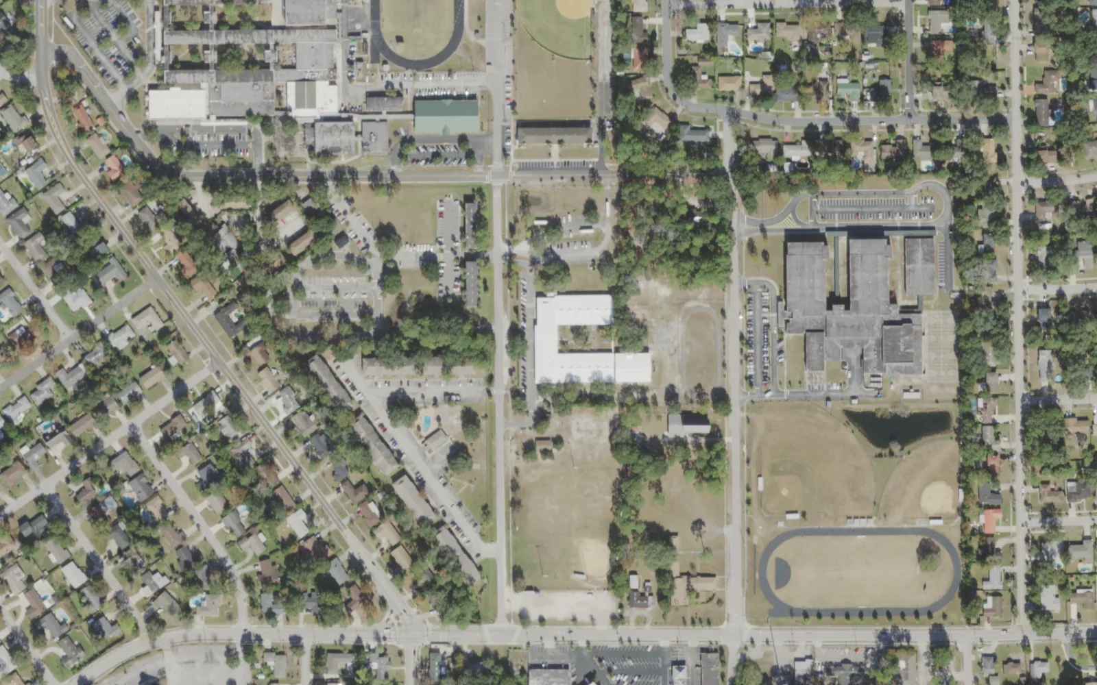 Parkwood Heights Elementary's campus (center) and the blocks around it on Lansdowne Drive in Jacksonville, seen from the air