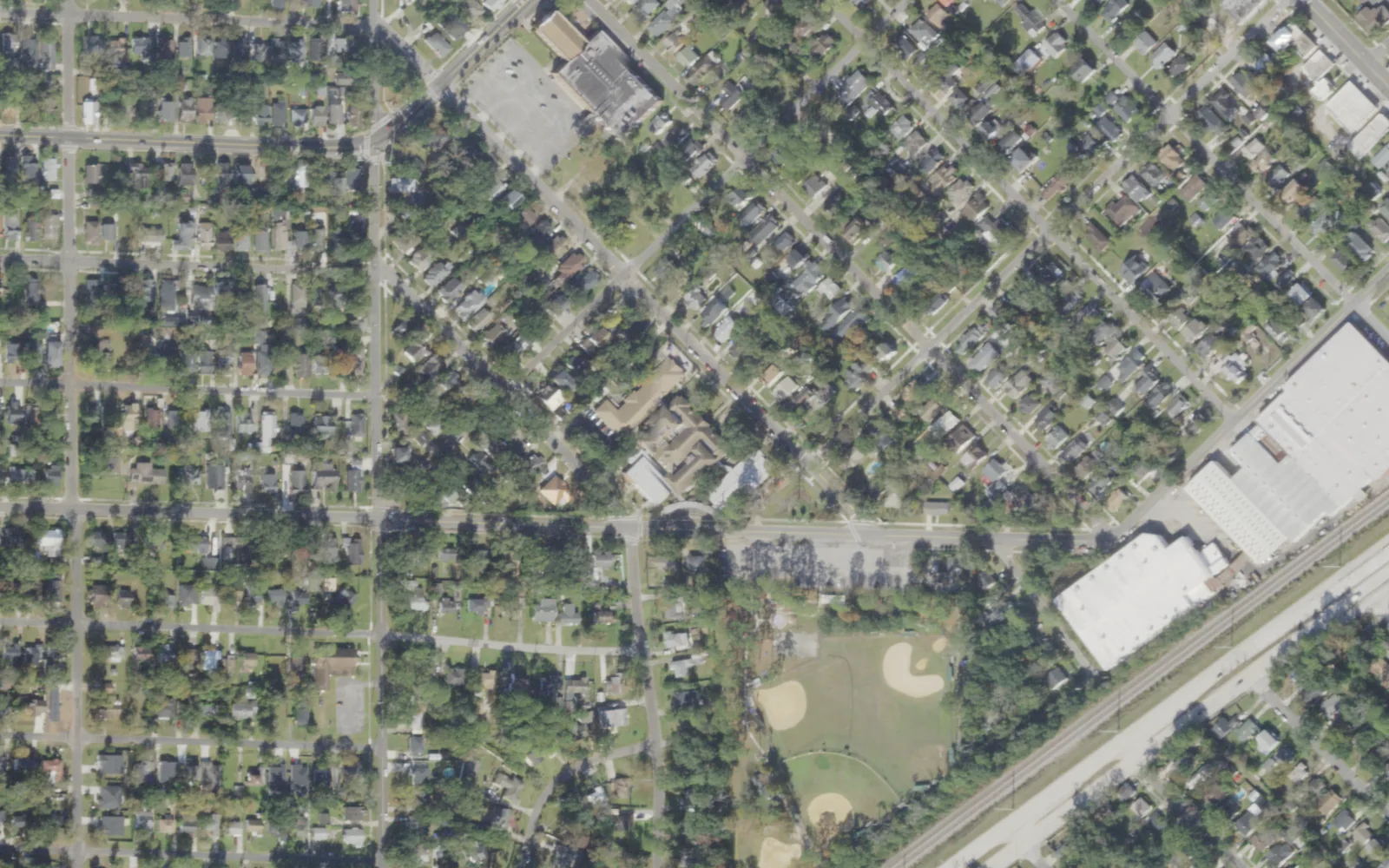 Ruth N. Upson Elementary's campus (center) and the blocks around it on Dancy Street in Jacksonville, seen from the air