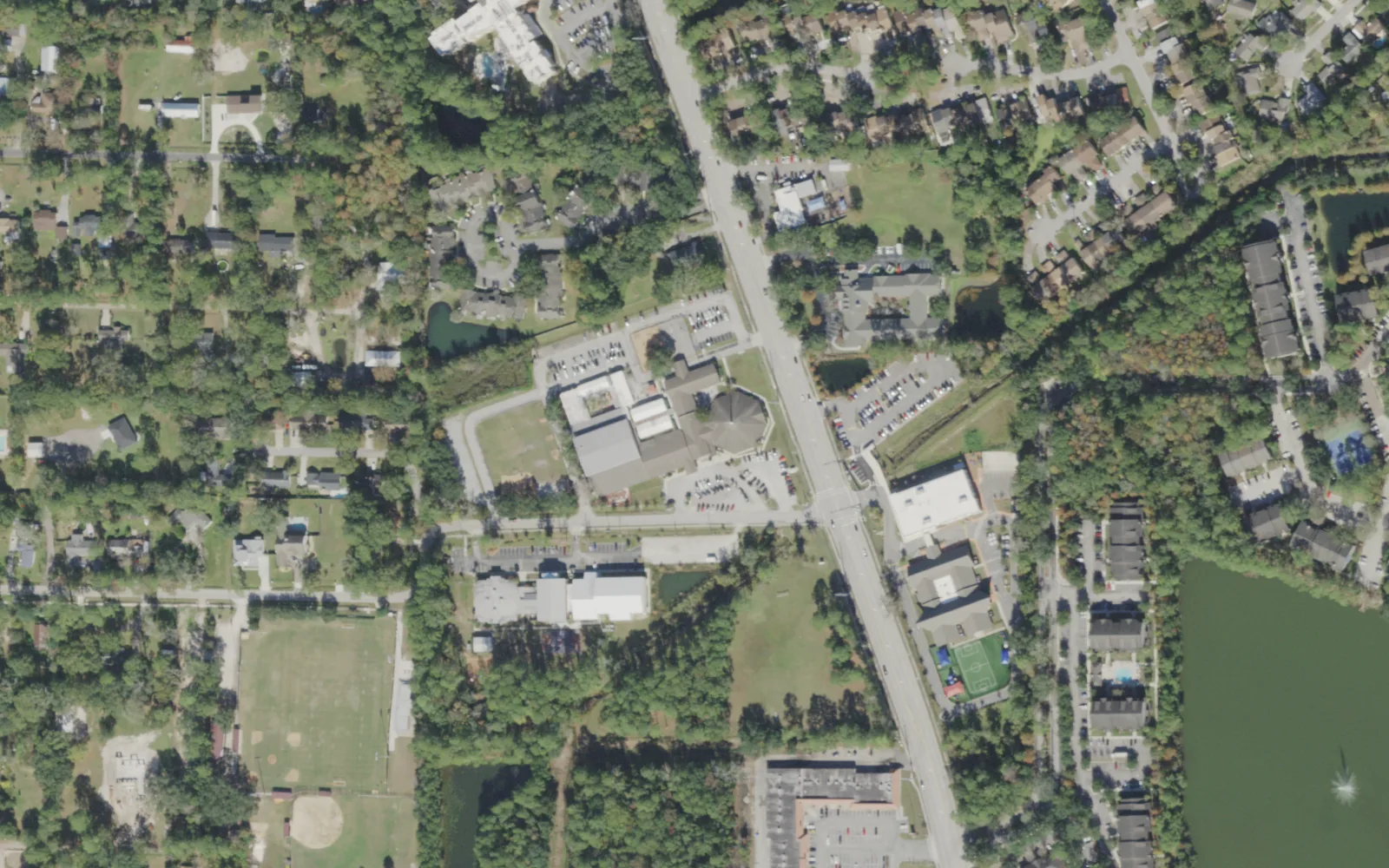 Seaside Charter Mandarin's campus (center) and the area around it on Old St. Augustine Road in Jacksonville, seen from the air