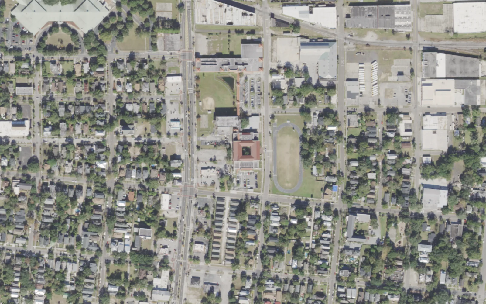 Springfield Middle's campus (center) and the blocks around it on Hubbard Street in Jacksonville, seen from the air